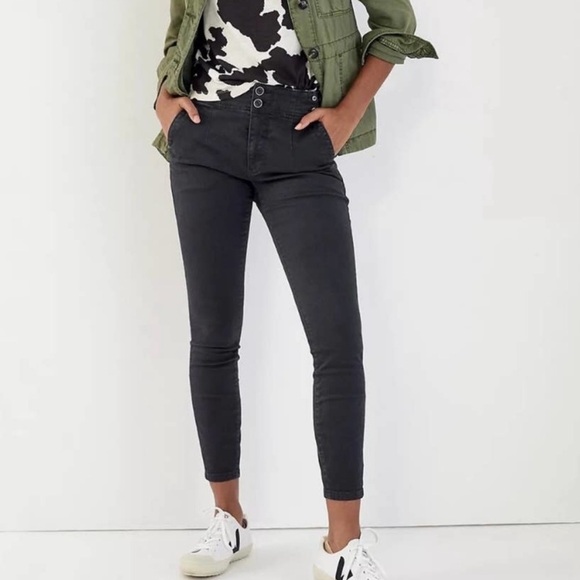 Anthropologie Denim - Anthropologie Pilcro High-Rise Darted Skinny Jeans